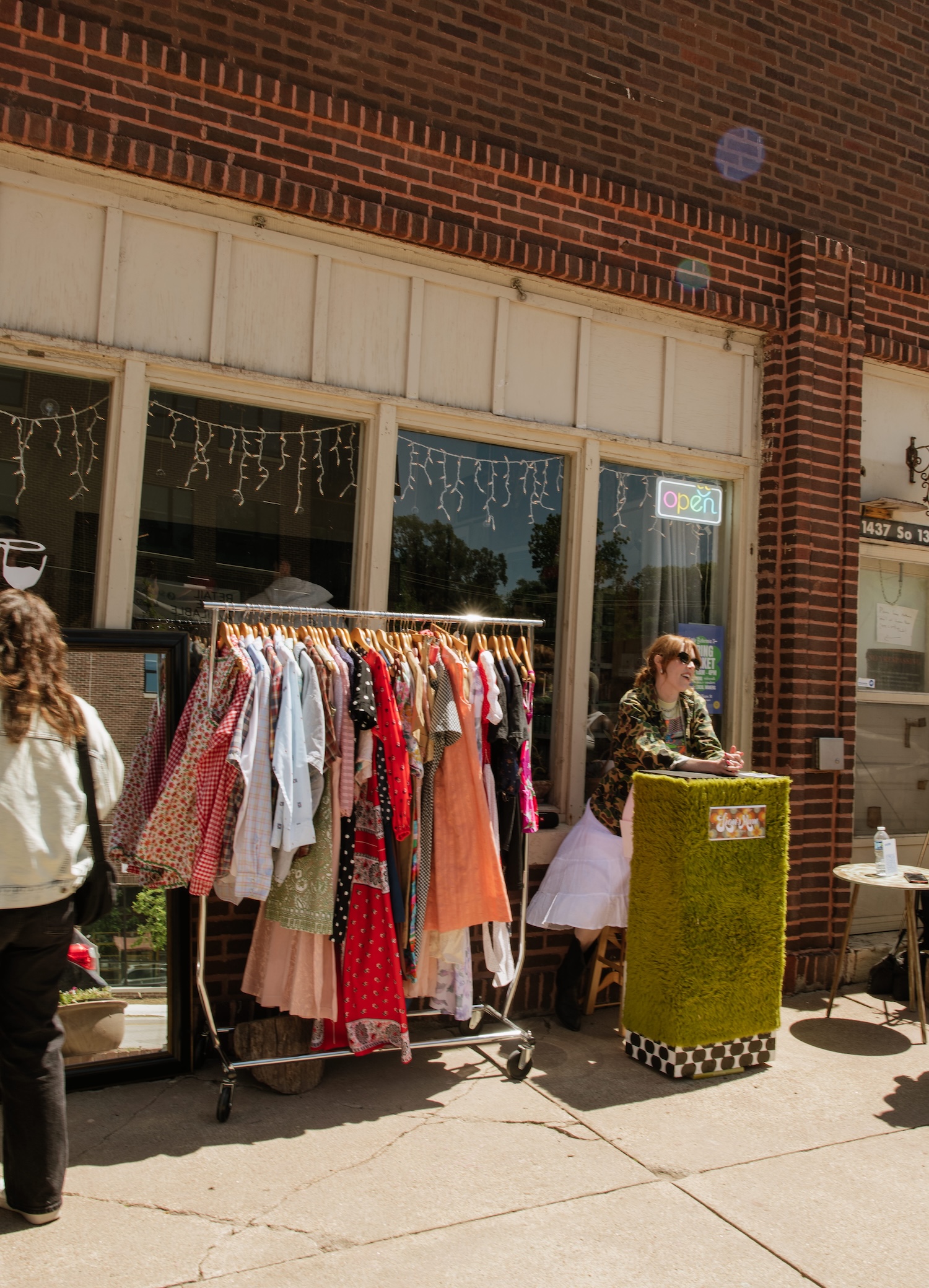 Ali_Spring_Market_Idle2