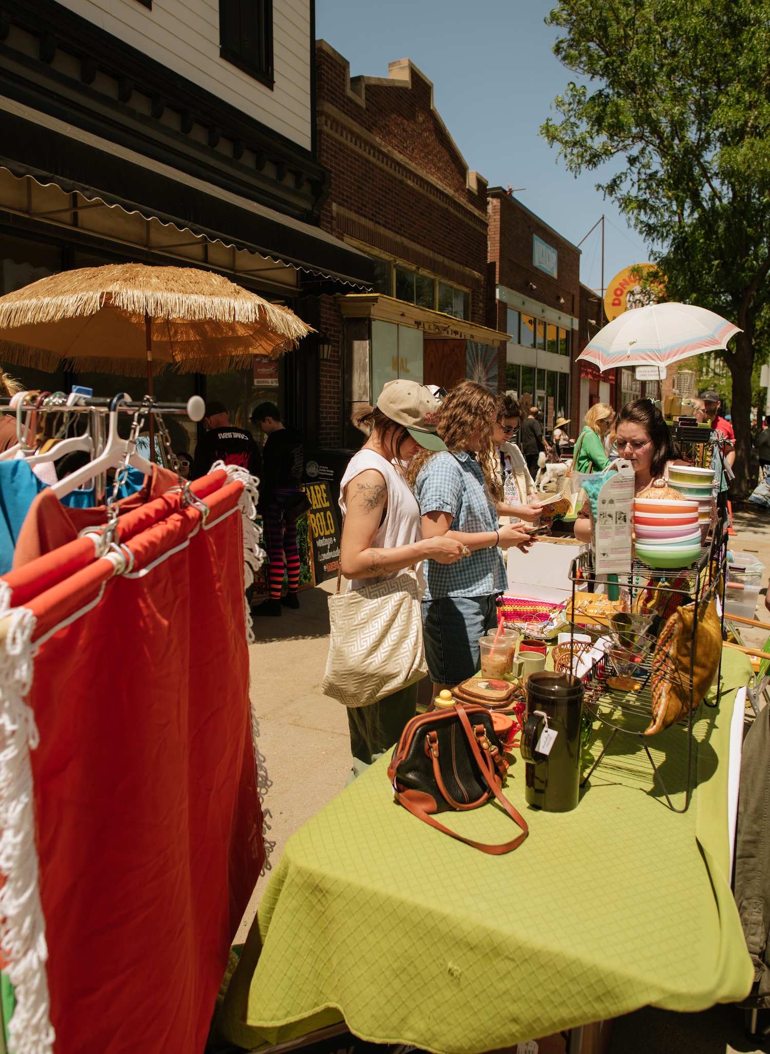 Ali_Spring_Market_Koenig