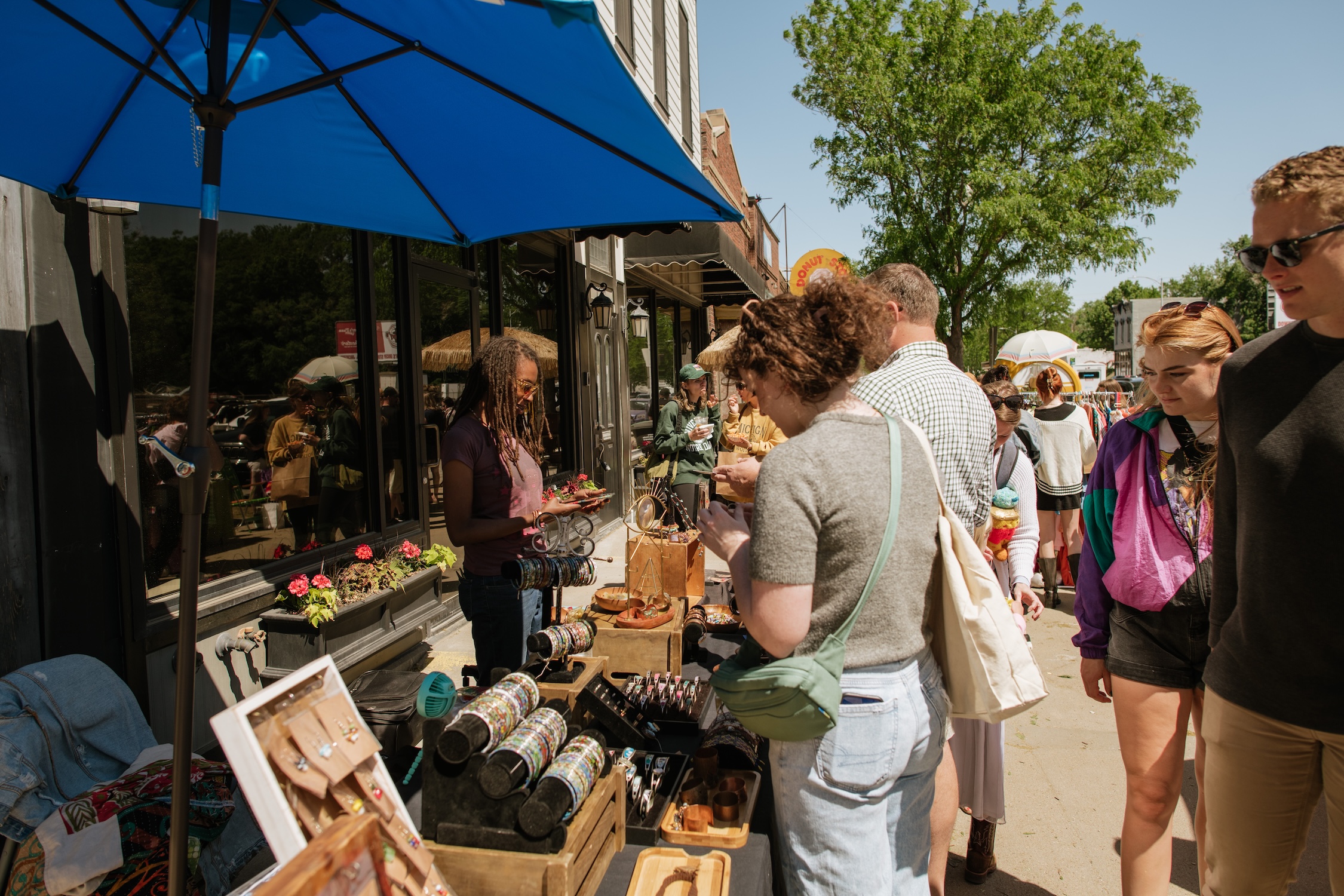 Ali_Spring_Market_Koenig_10