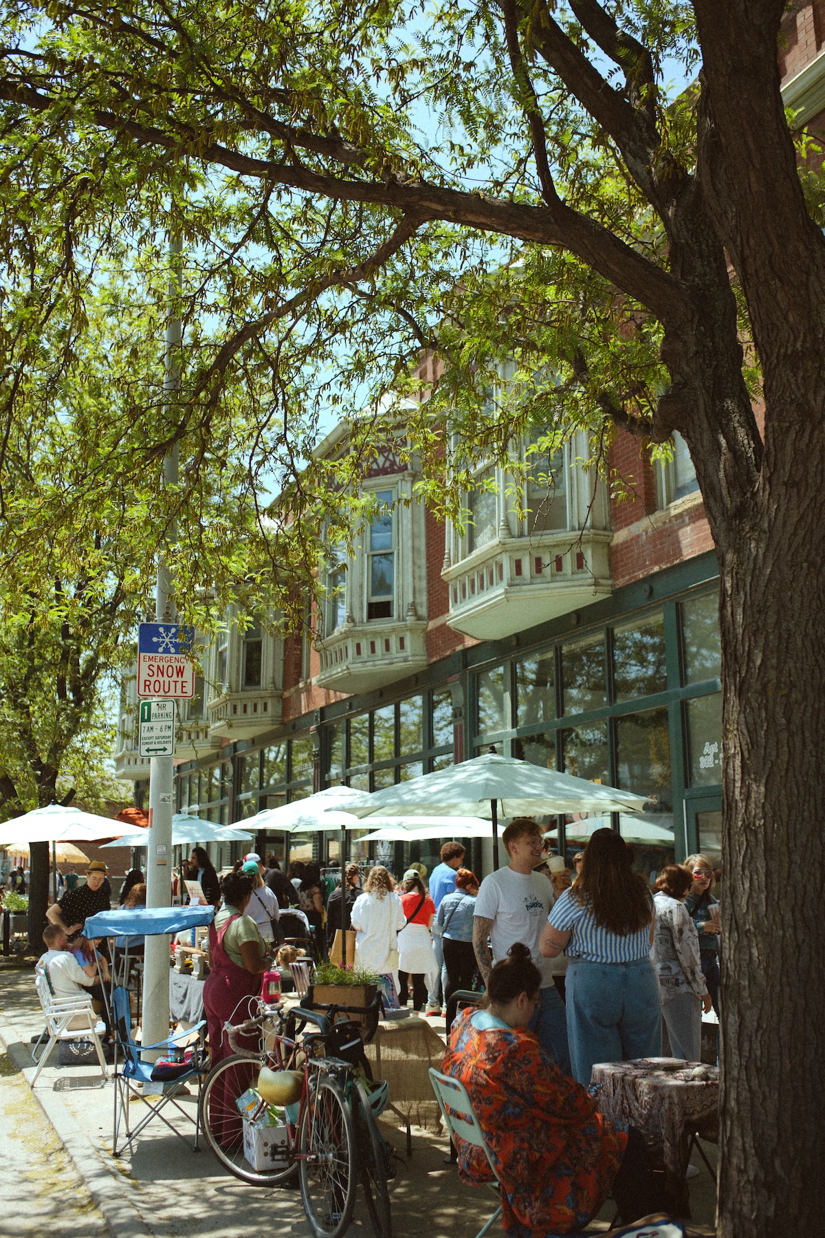 Brit_Spring_Market_1234H